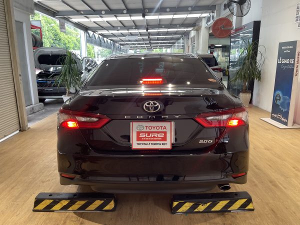 Toyota Camry 2.0G 2022