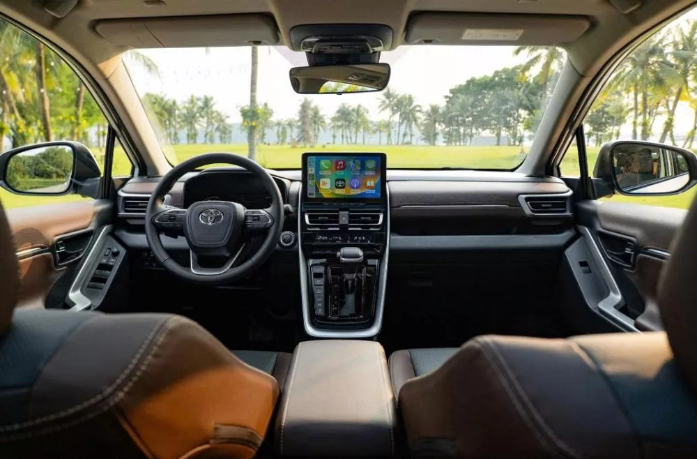 Toyota Innova Cross 2025 Có Thêm Lựa Chọn, Rẻ Hơn Bản Xăng Đang Bán 100 Triệu Đồng 4 Toyota Innova Cross 2025 Có Thêm Lựa Chọn, Rẻ Hơn Bản Xăng Đang Bán 100 Triệu Đồng